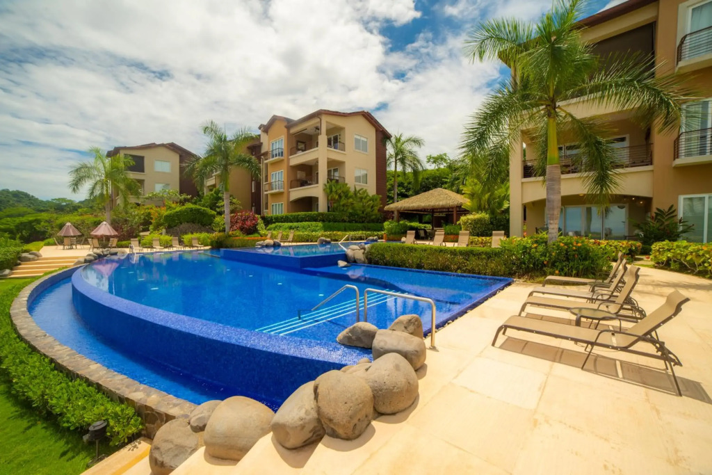 3 Bedr Ocean view close to pool Miramar