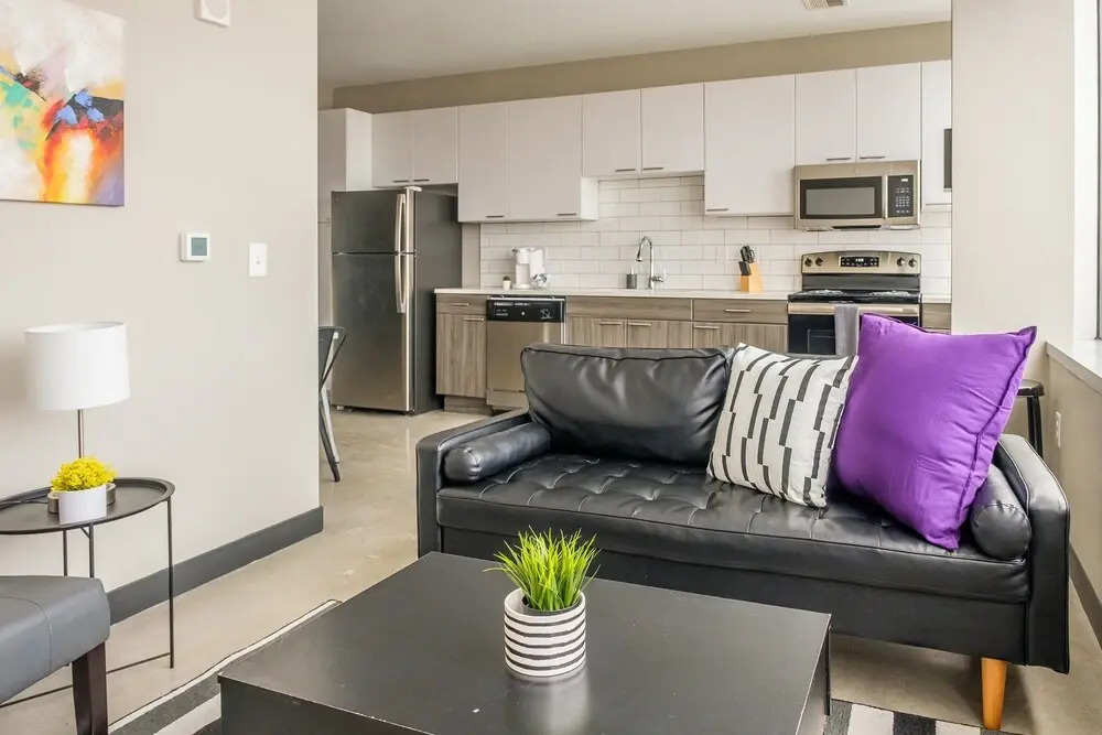 FRONTDESK Flashcube Apts Downtown Kansas City