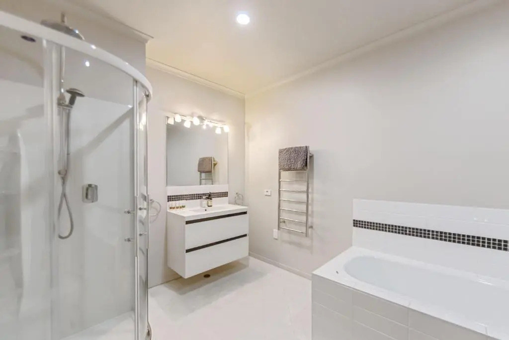 Luxury 3Br, 1.5 Bath Penthouse With Fabulous Views