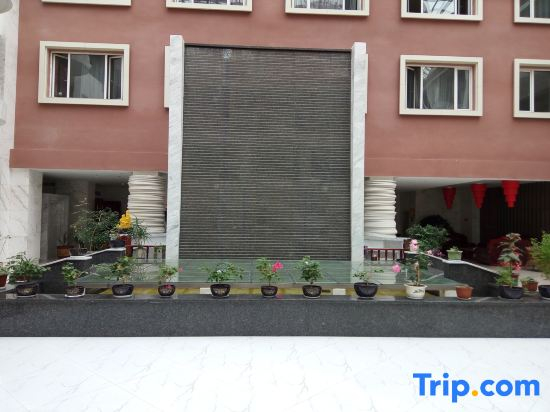 Fuyuan Yayue Business Hotel
