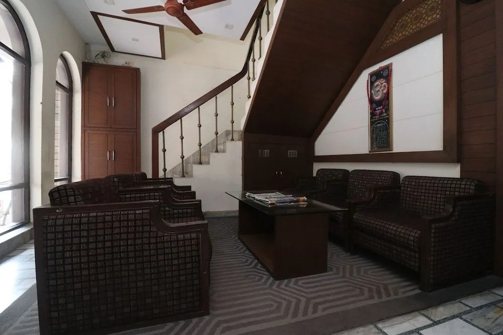 Hotel Amba Inn