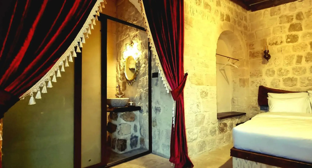 Antik Han Otel