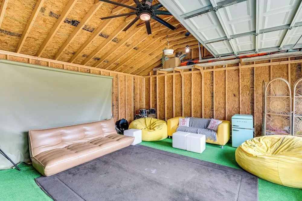 Family-friendly Fenced Yard! World Cup HQ in ATL