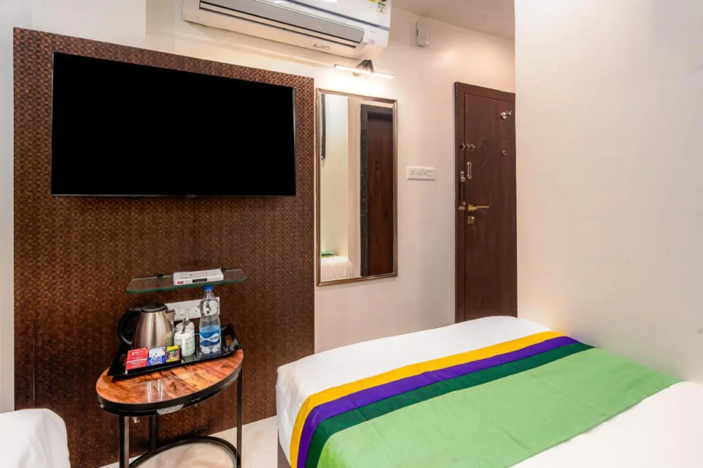 Treebo A1 Residency, Hingna T Point