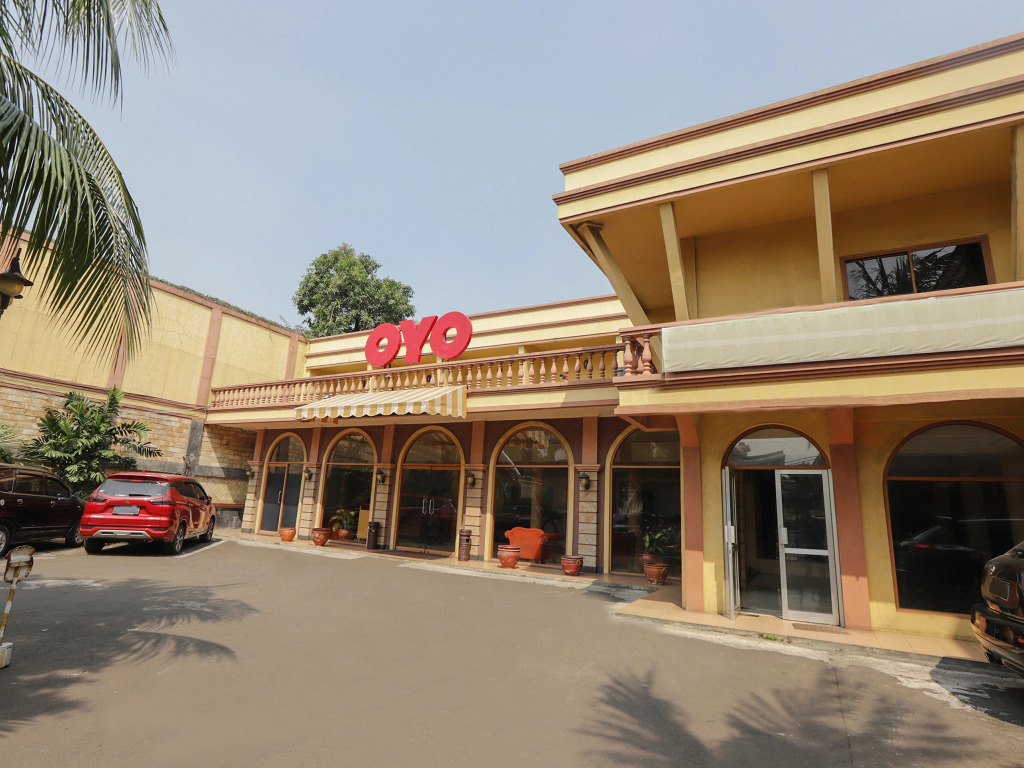 OYO 919 Hotel Kalisma Syariah Near RS Pelni