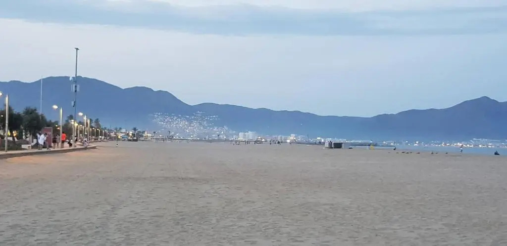 Appartement sur Empuriabrava à 100 m de la mer