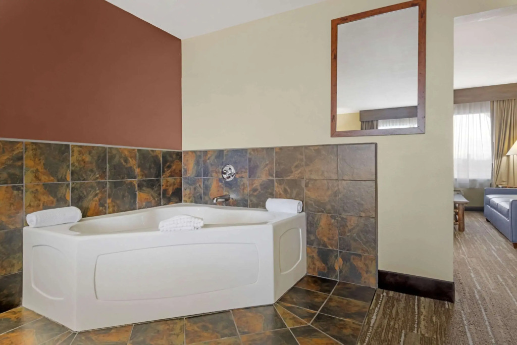 Quality Inn Ashland - Lake Superior