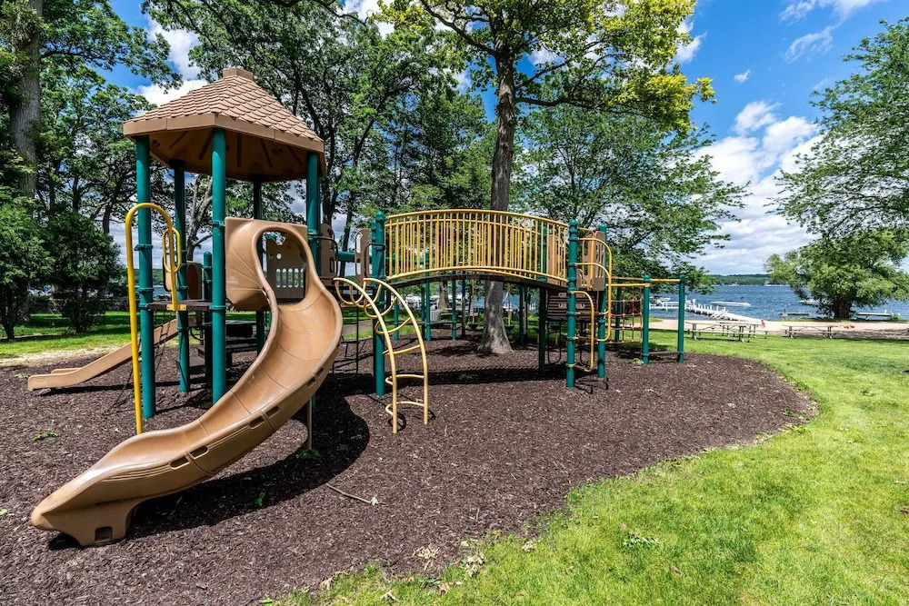 The Lakepod at Abbey Springs 2 BDR 5 Min to Lake