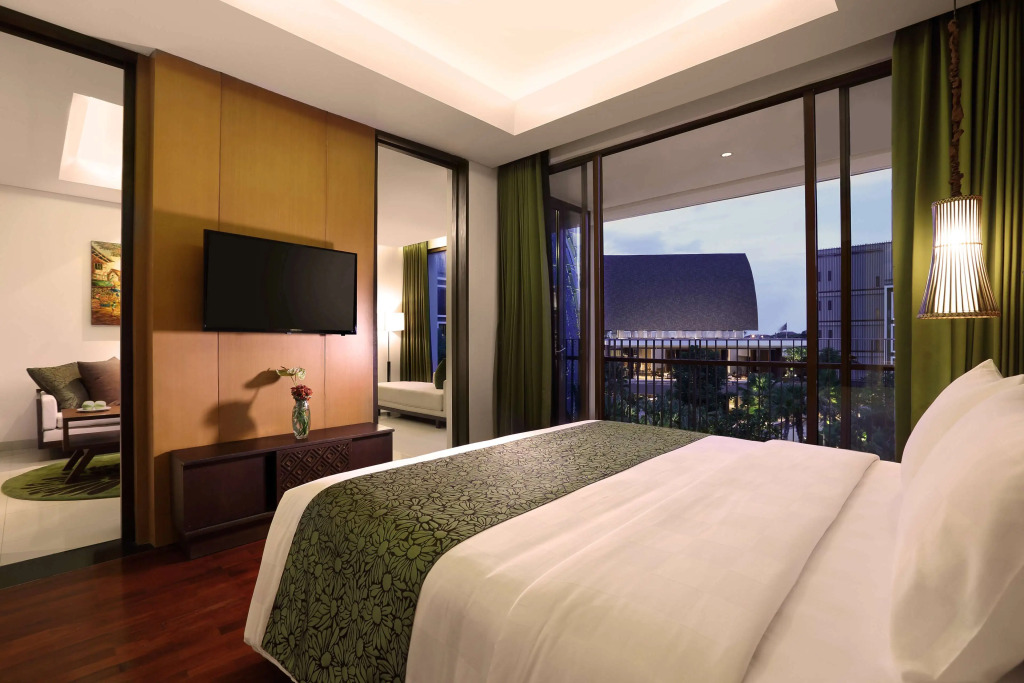 Двухместный люкс (двуспальная кровать) в Golden Tulip Jineng Resort Bali