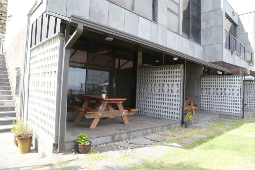 Yeosu the Island Looks Pension