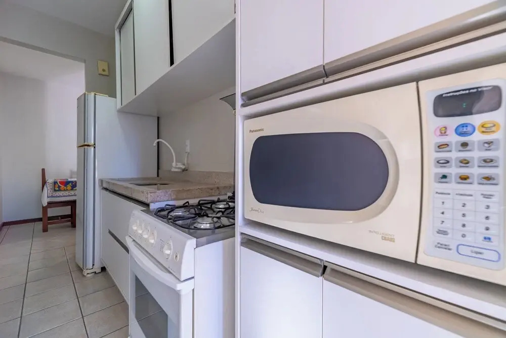Apt w/ Balcony 150m From Sea Meia Praia Rcb405