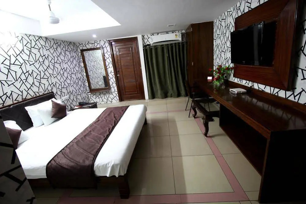 OYO Rooms Gandhi Ashram Road
