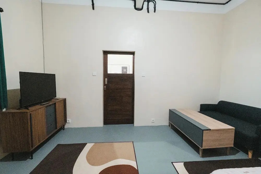 Urban Haven Residence