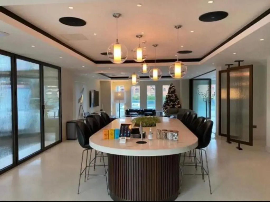 Brand New Luxury Manchester City Centre 2 Bed Apartment Skyline Views