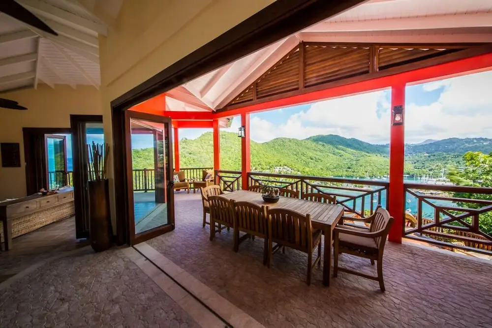 The Villa On The Bay