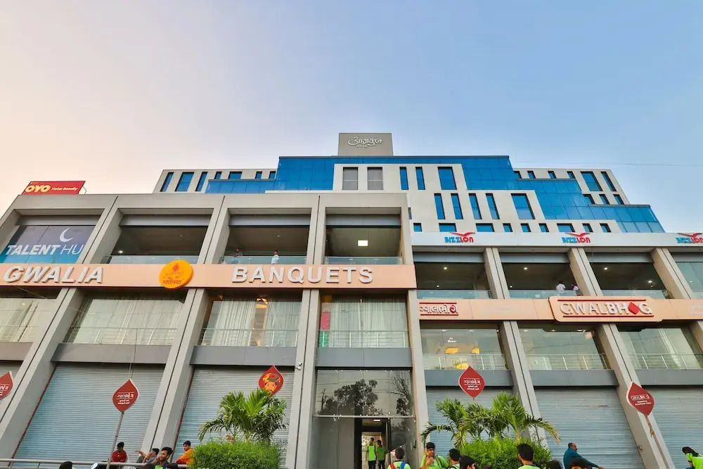 OYO 22673 Hotel Suncity