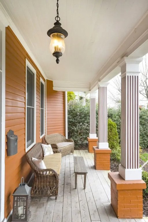 Walk to Five Points + 10 Minutes from Downtown!