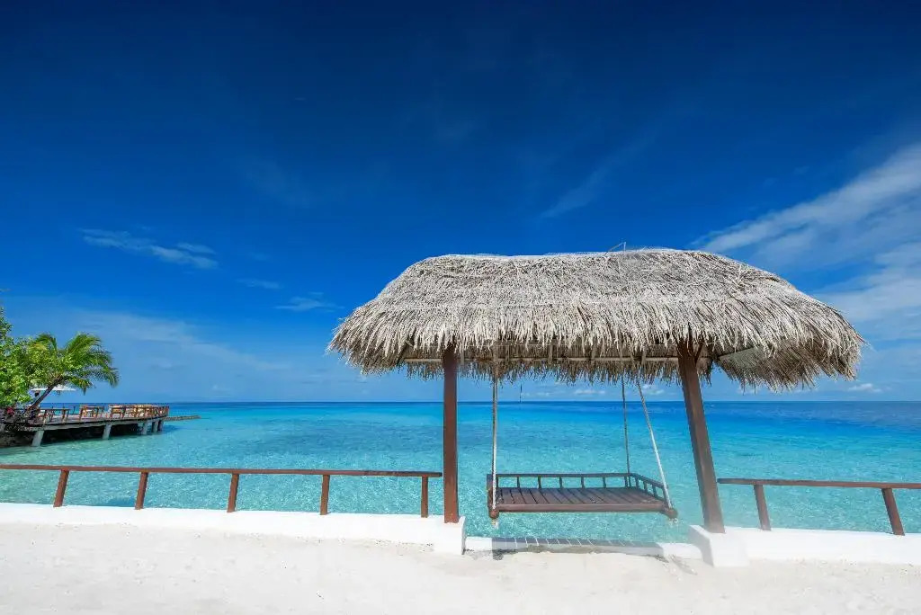 Makunudu Island- An Intimate Hideaway