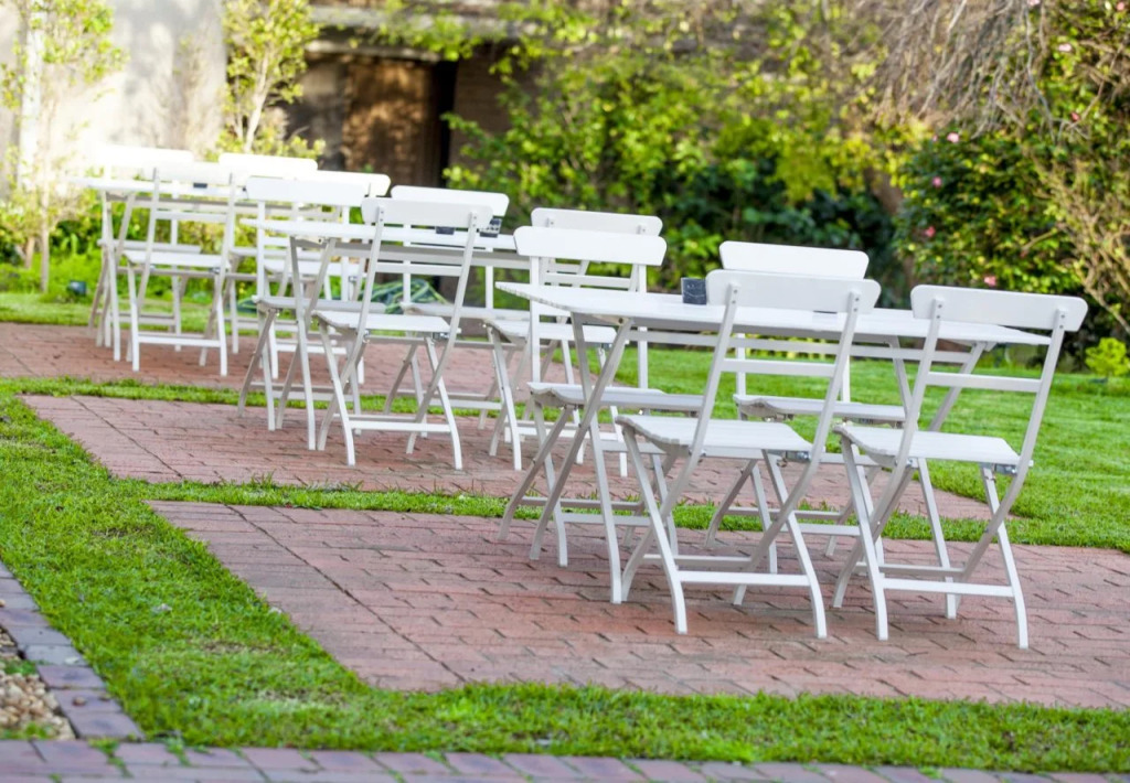 Sandown Regency Hotel & Apartments