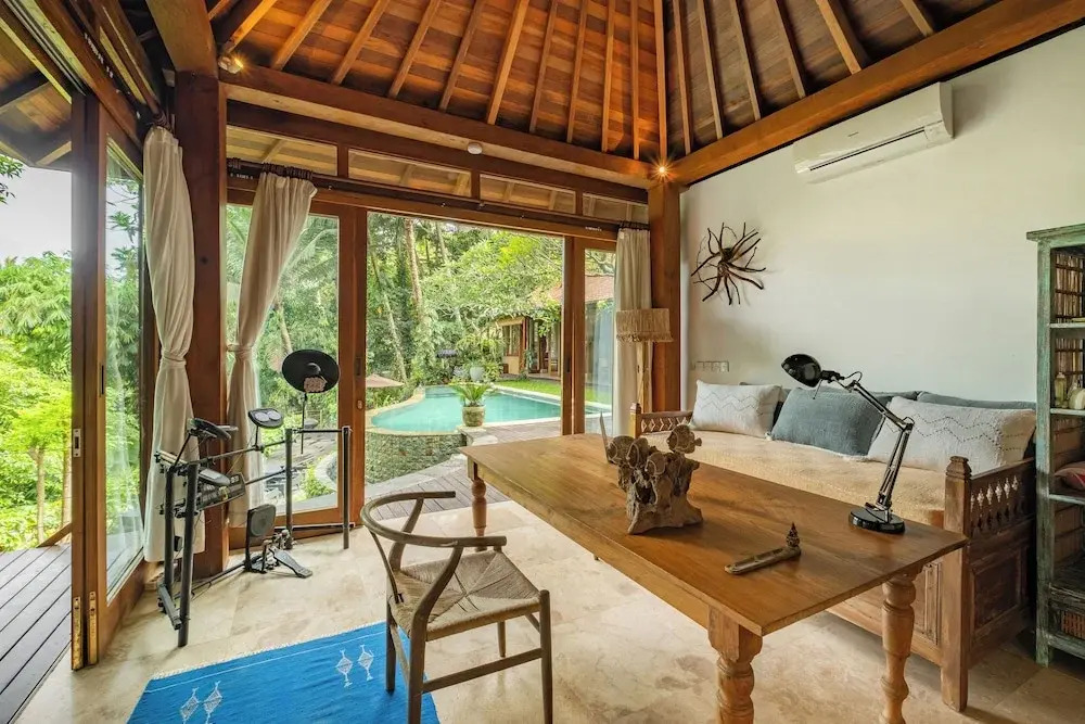 4BR Nature Retreat-Pool, Sauna & Jungle Views