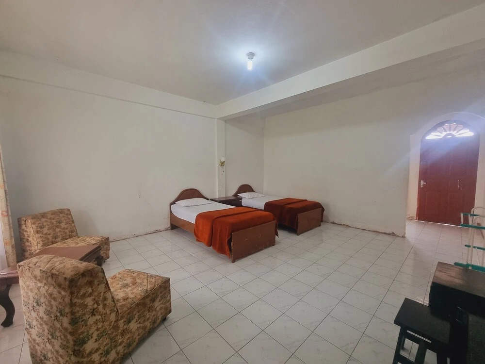 OYO 93062 Sibayak Multinational Rest House