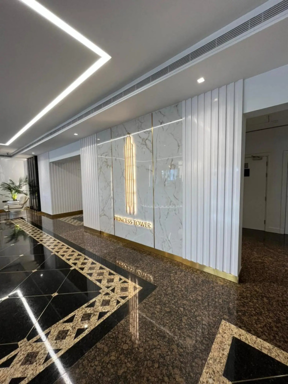 Dubai Marina - Princess Tower 6710