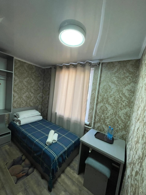 Fam_House
