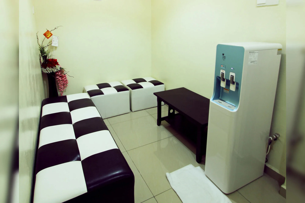 Max Inn Hotel