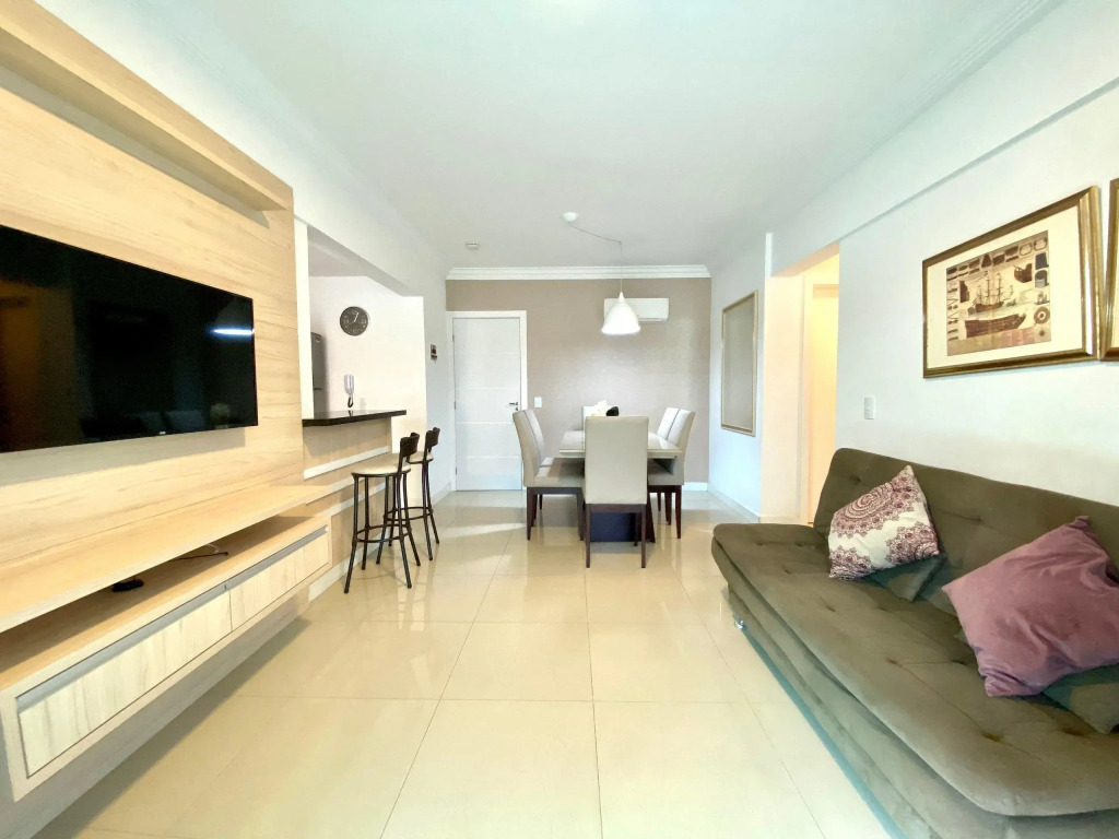 Confortável Apartamento em Condomínio com Piscina