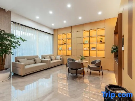 Hefeng Holiday Hotel