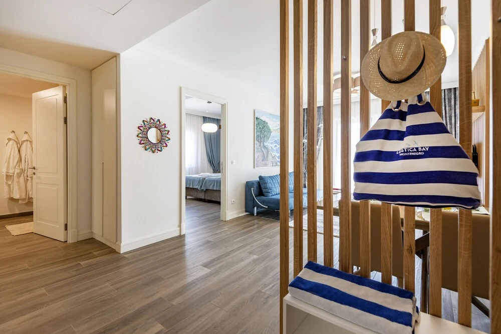 Lustica Apartments Central Bay
