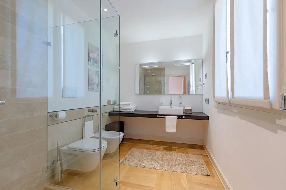 Luxury Lakefront Catullo A1 by Wonderful Italy