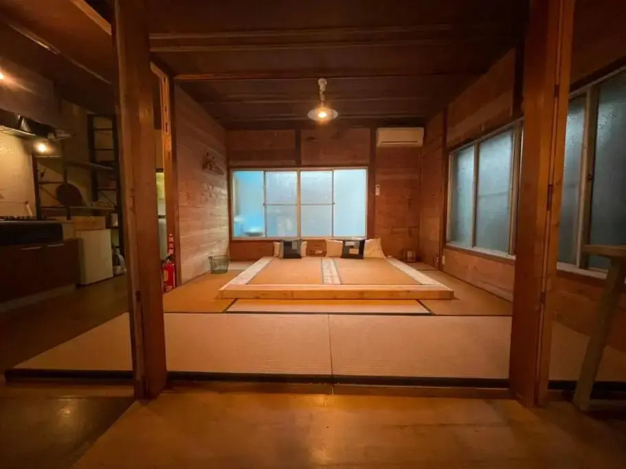 三丁庵 桜祭りに行こう カップルプランに長期滞在プランもあります We have long stay plan in Old Japanese modern style house