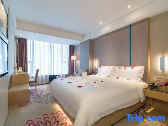 Lavande Hotels·Zhanjiang Haibin Avenue Jiangnan Shijia