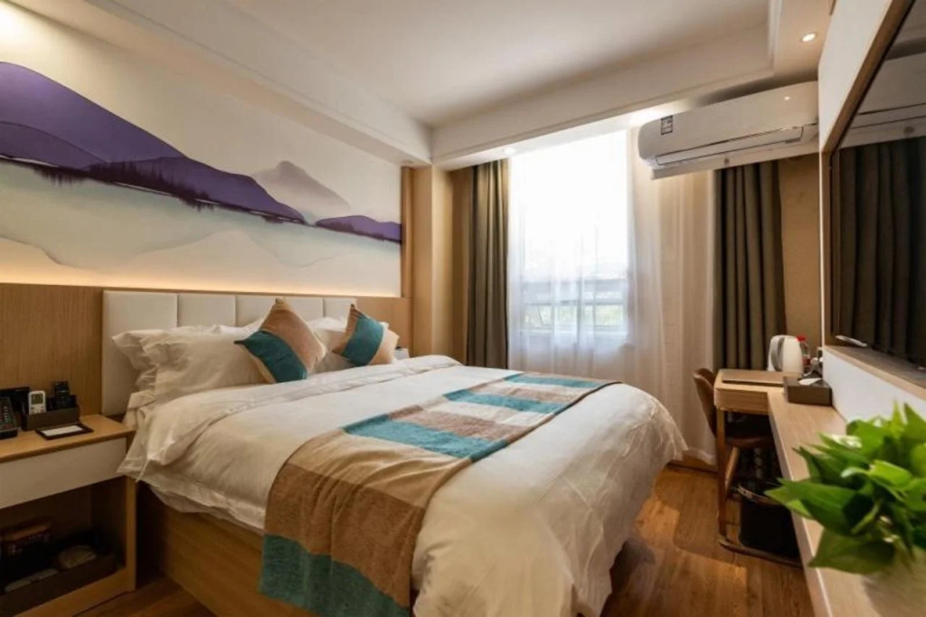 VX Xuzhou Yunlong District Normal University Yunlong Mountain Scenic Spot Hotel