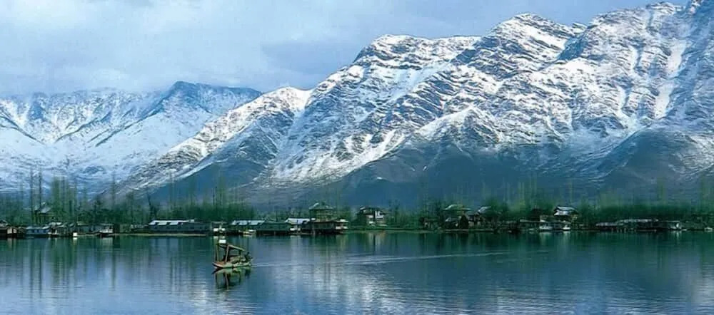 Crown Of India Group Of Houseboats