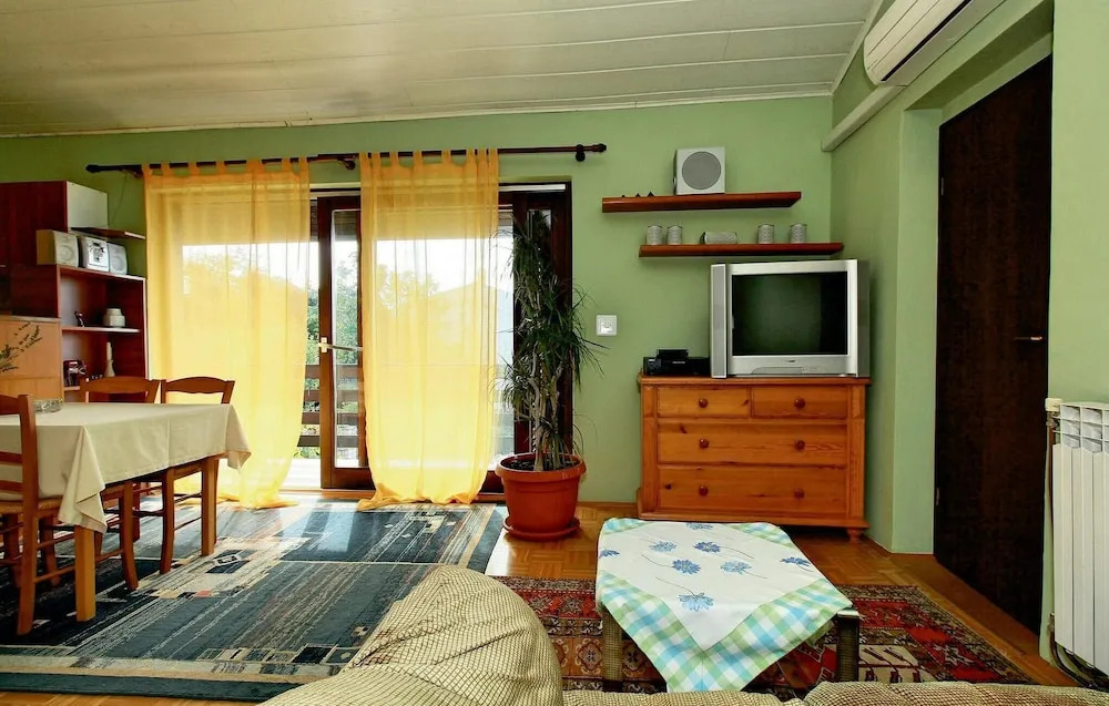 Awesome Home in Porec With Wifi and 3 Bedrooms