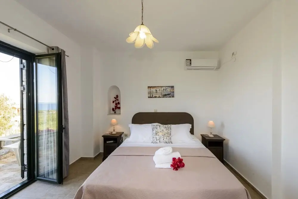 Manis Best Kept Secret - Seaview Villa Lida