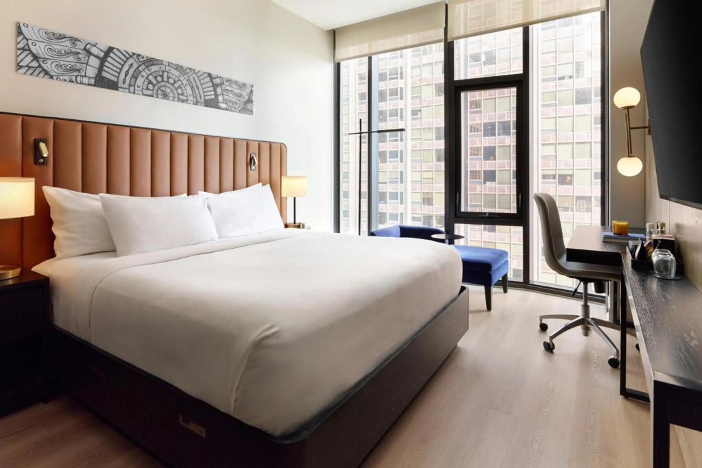 Arlo Chicago