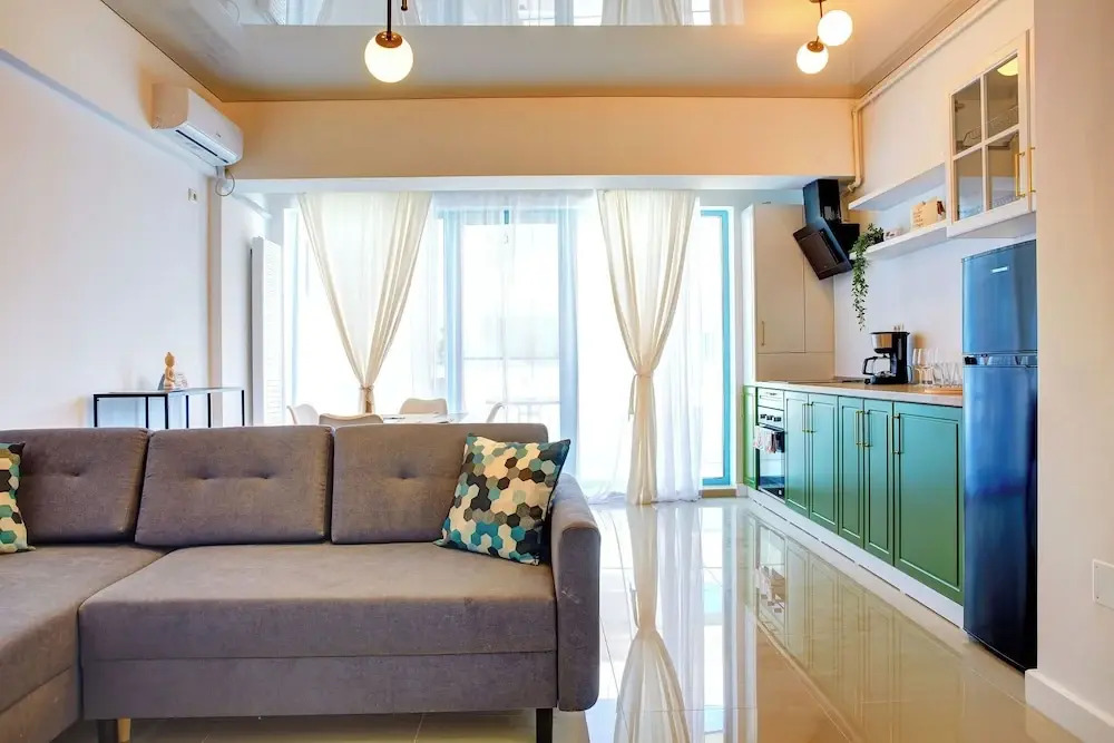 Alma Zev Apartment
