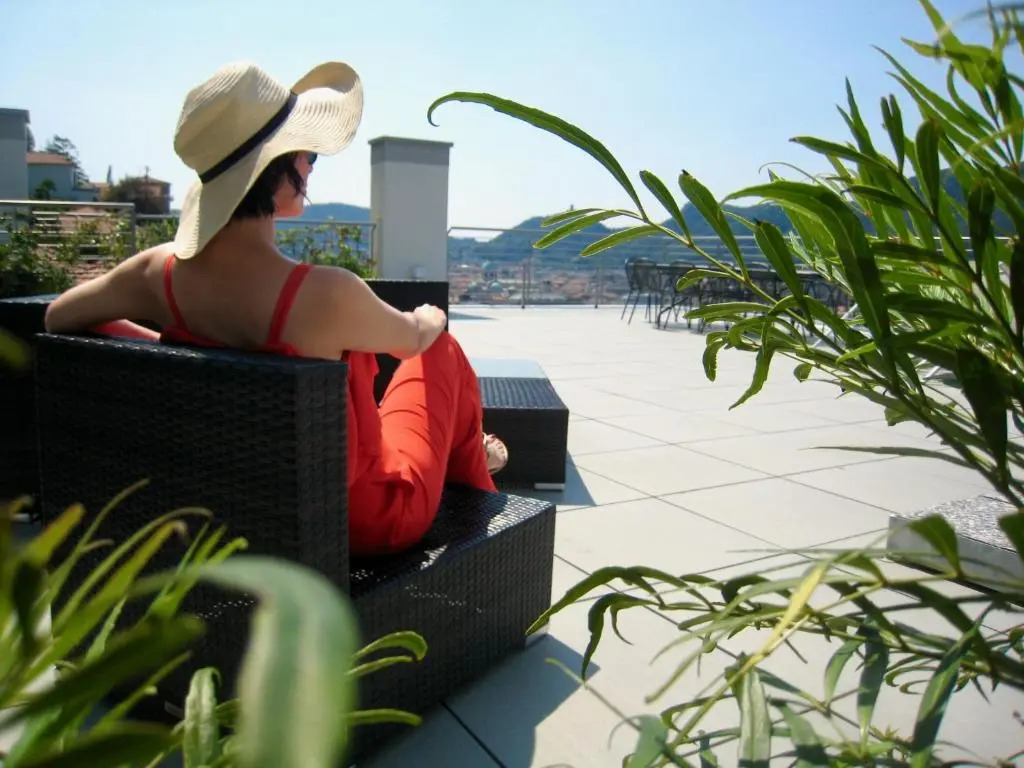 Executive Penthouse Como Condo