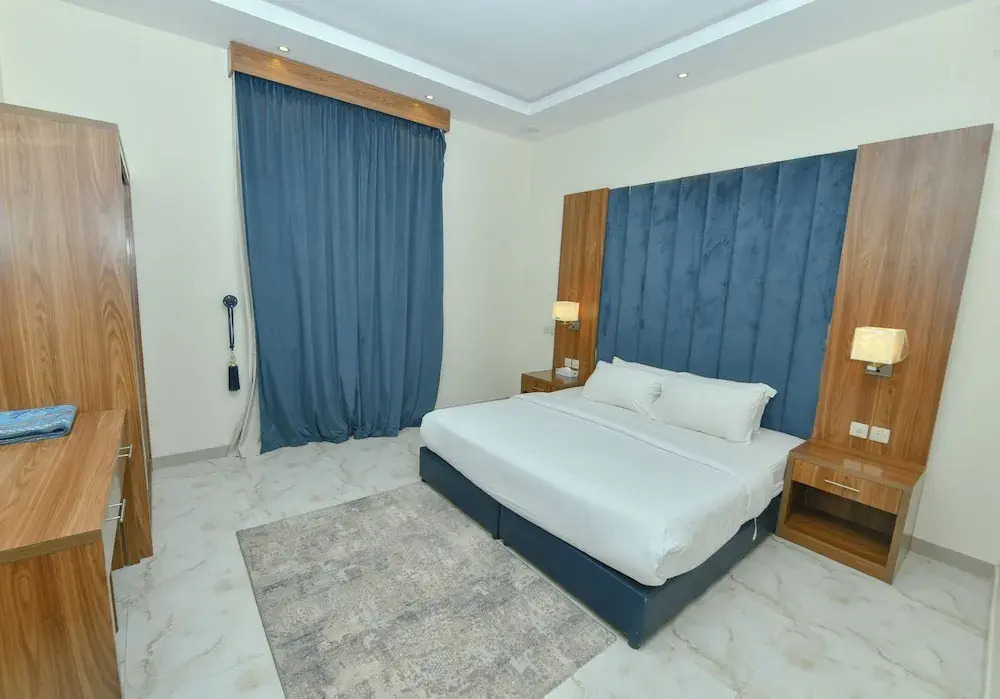 Oasis Suite Hotel Apartments