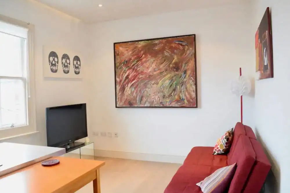 Cosy 1 Bedroom Apartment in Shepherds Bush