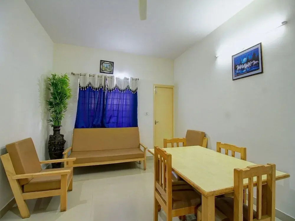 Hotel Ample Inn Vidyanagar by OYO Rooms