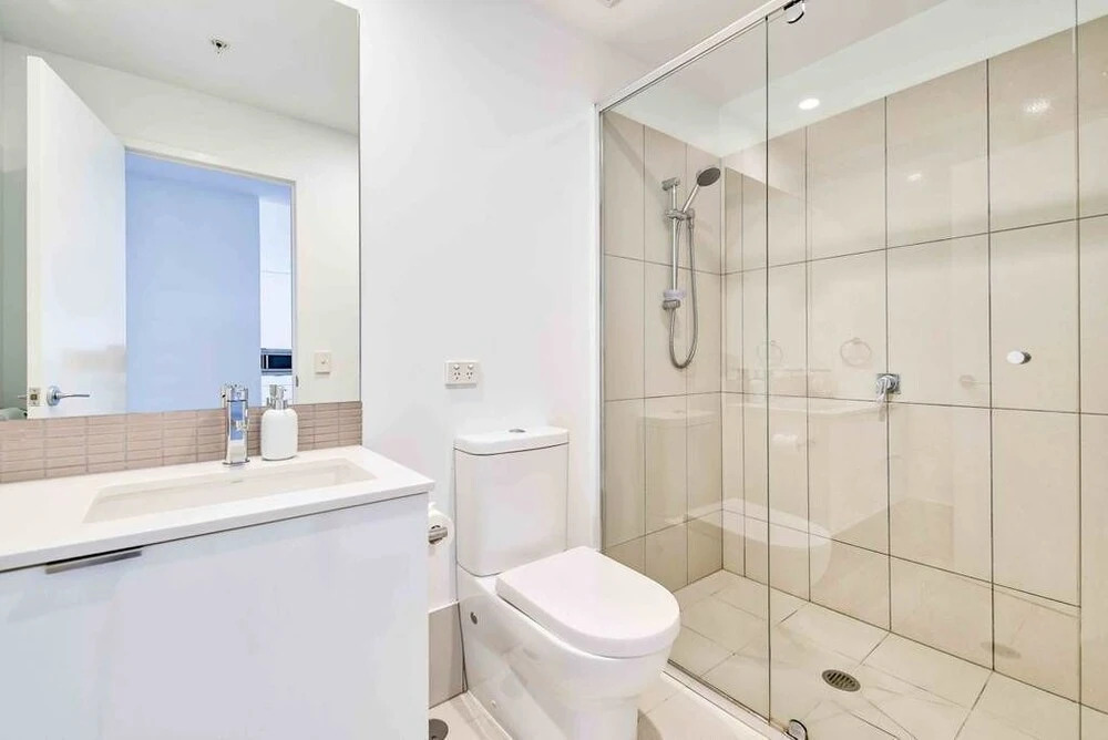 Bright 2 Bedroom Seafoam Apartment