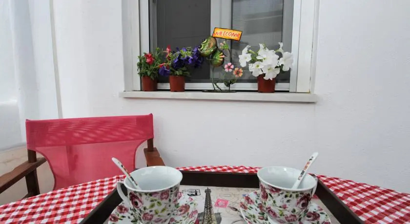 Lioliou Maria Rooms
