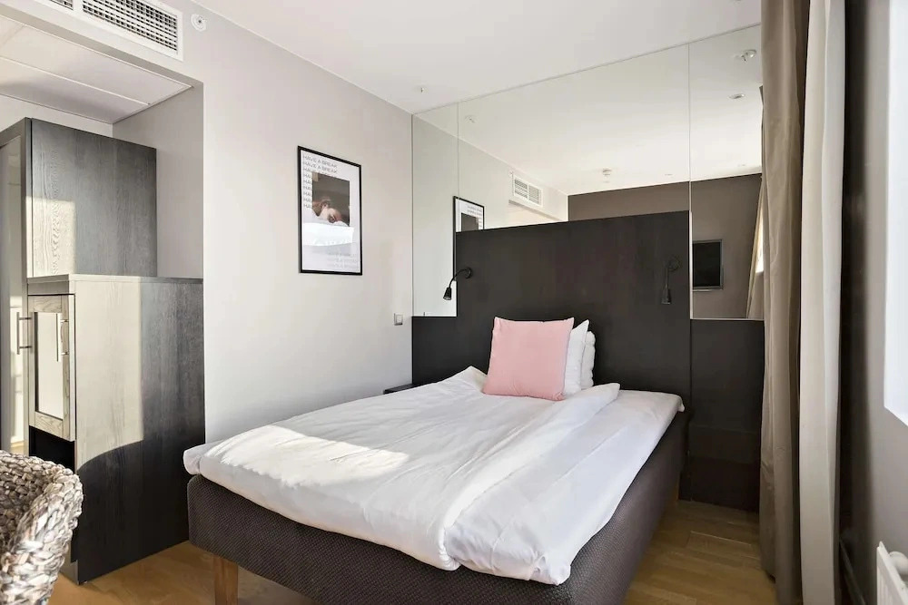Hotel by Maude Solna