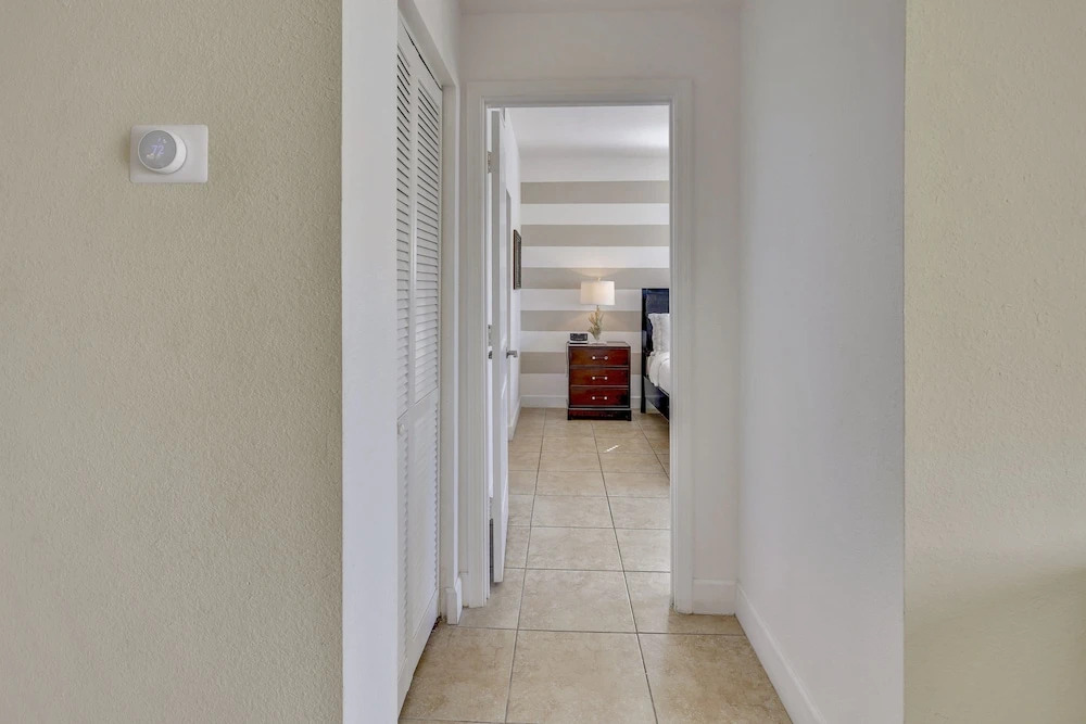 Beautiful 2/2 Bimini 2 Bedroom Condo