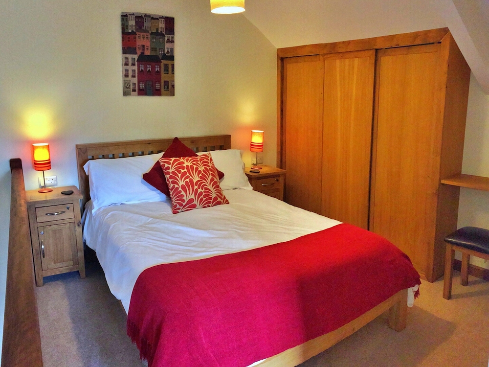 Cottage in Dartmoor With Countryside Views