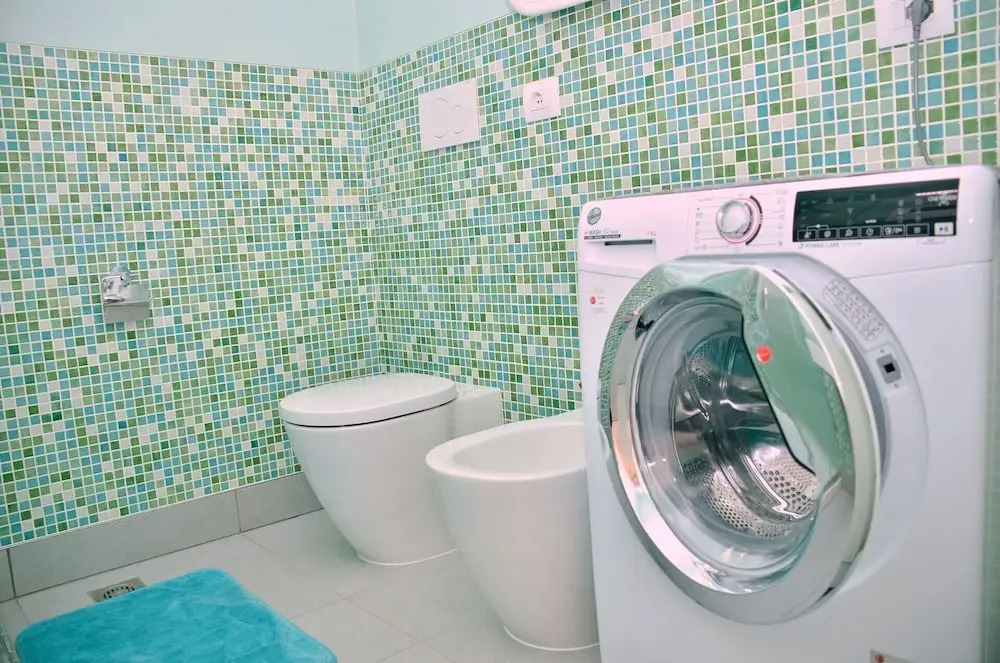 Charming Studio Apartment With Garden View